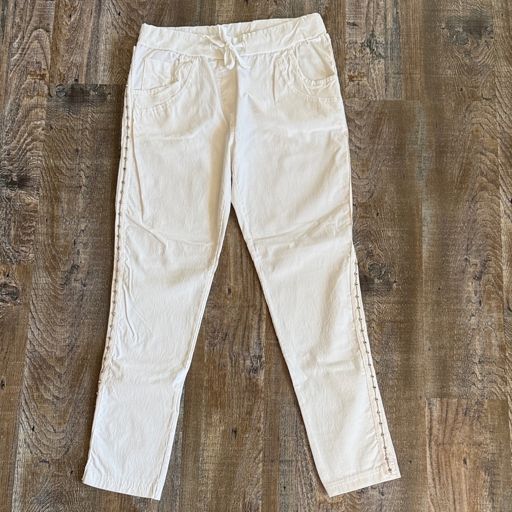Elissia made in Italy | White pants with Rhinestone Detail